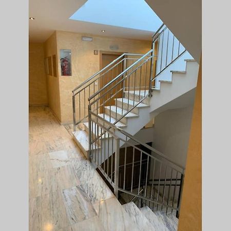 Apartamento Tara Apartment Caldas De Reis Luaran gambar